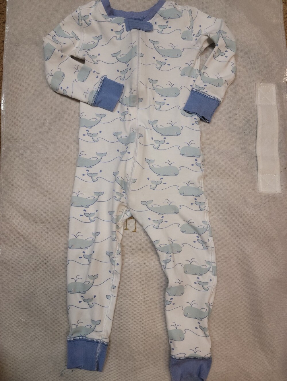 The beaufort bonnet company sz 2 whale pajamas